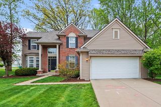 9860 Chambray Street, Portage City, MI 49002
