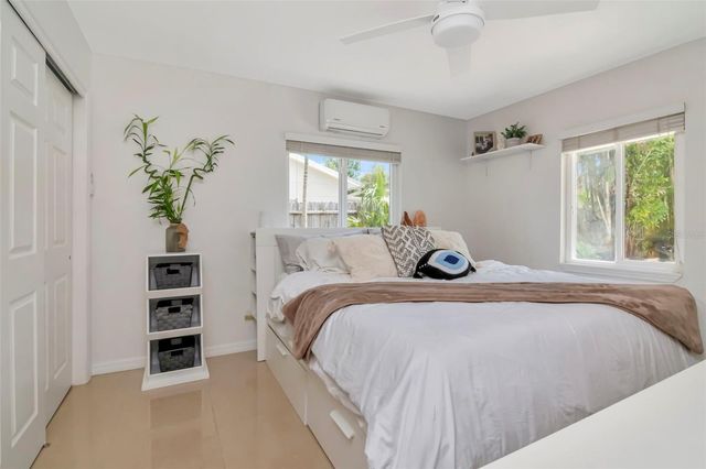 6468 17TH TERRACE N, St Petersburg, FL 33710