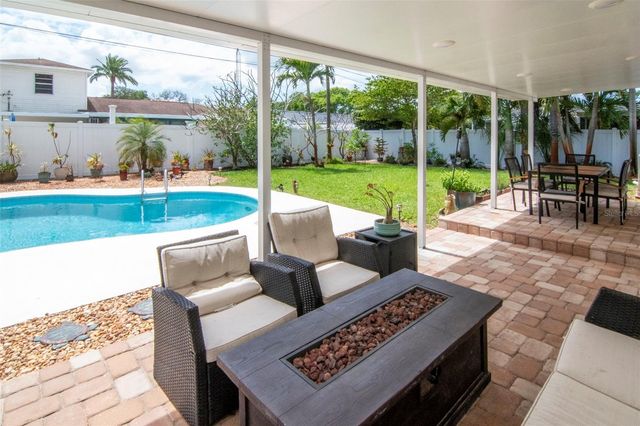 6468 17TH TERRACE N, St Petersburg, FL 33710