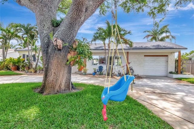 6468 17TH TERRACE N, St Petersburg, FL 33710