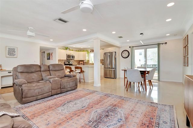 6468 17TH TERRACE N, St Petersburg, FL 33710