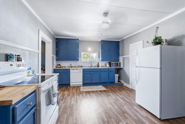 10003 E 9th Ave, Spokane Valley, WA 99206