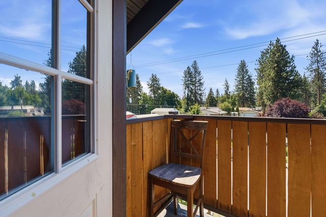 10003 E 9th Ave, Spokane Valley, WA 99206