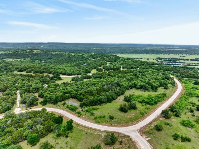 1066 High Point Drive, Mineral Wells, TX 76067