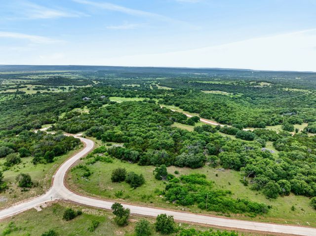 1066 High Point Drive, Mineral Wells, TX 76067