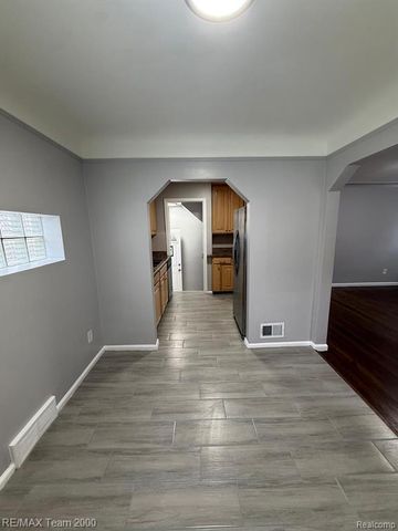 1013 Mayburn Street, Dearborn, MI 48128