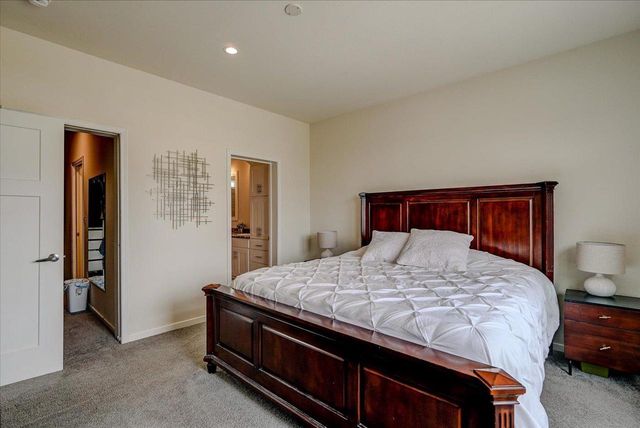 6605 Warner Farm Drive, Deforest, WI 53532