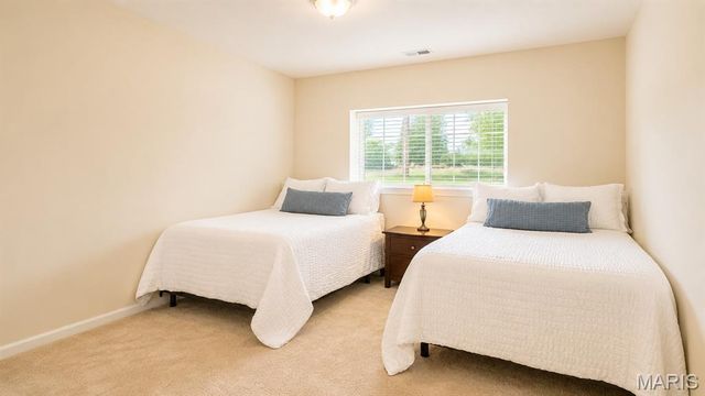 97 Eagle Cove Place 43B, St Charles, MO 63303