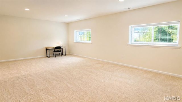 97 Eagle Cove Place 43B, St Charles, MO 63303