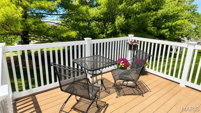 97 Eagle Cove Place 43B, St Charles, MO 63303