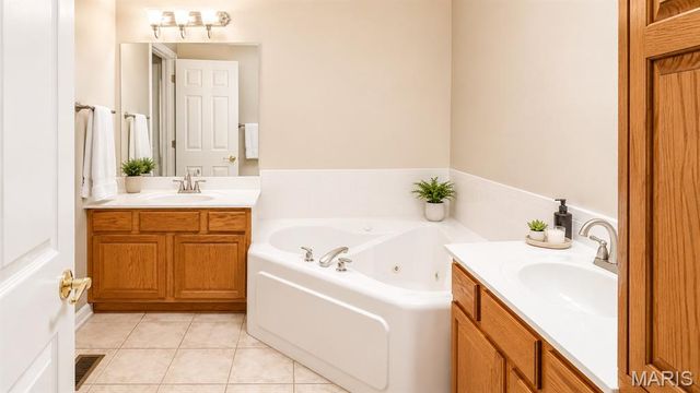 97 Eagle Cove Place 43B, St Charles, MO 63303