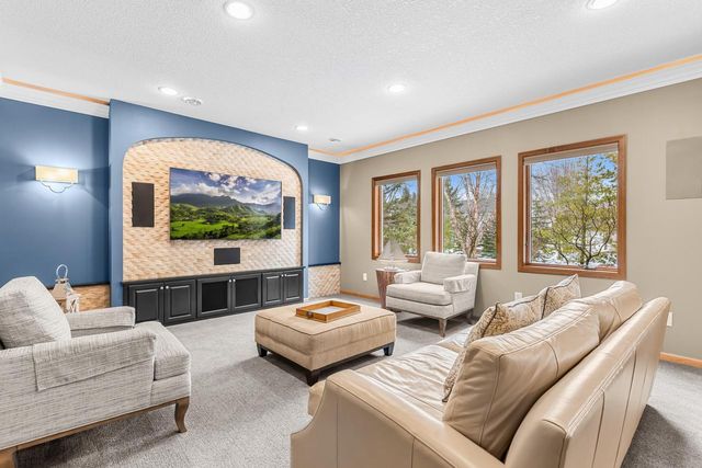 4120 Kings Road, Chanhassen, MN 55331