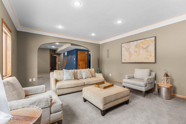 4120 Kings Road, Chanhassen, MN 55331