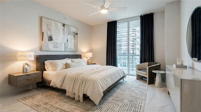 1111 SW 1st Ave 2420-N, Miami, FL 33130