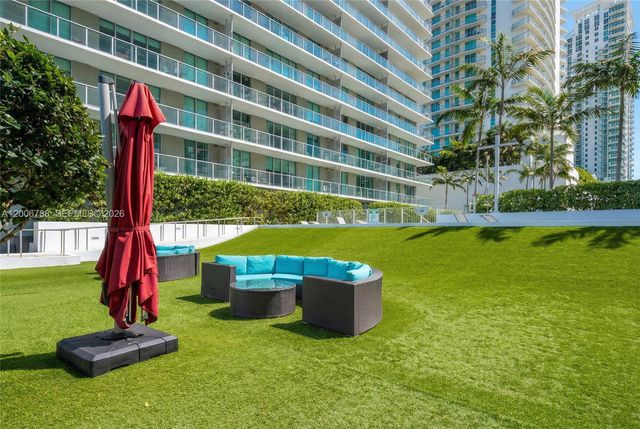 1111 SW 1st Ave 2420-N, Miami, FL 33130