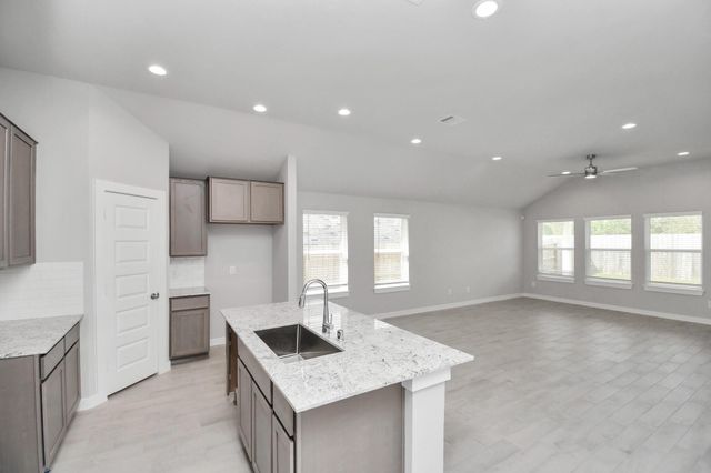 2914 Bury Park Drive, Spring, TX 77373