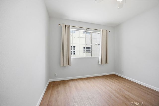 8927 Cedros Avenue 8, Panorama City, CA 91402