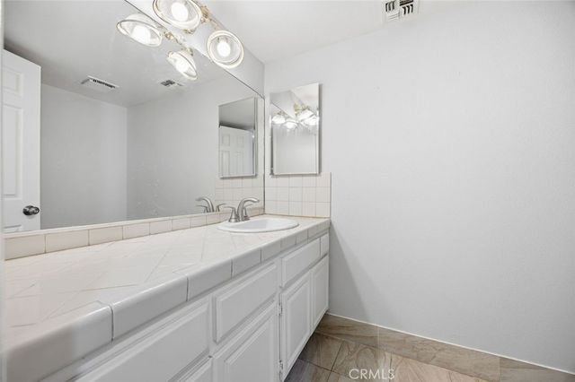 8927 Cedros Avenue 8, Panorama City, CA 91402