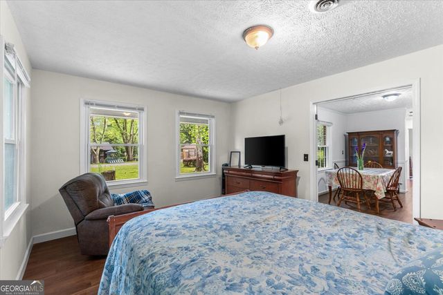 156 NW Parker Road, Calhoun, GA 30701