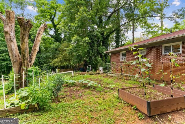 156 NW Parker Road, Calhoun, GA 30701