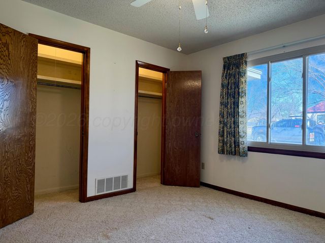 421 S 10th Street, Memphis, TX 79245