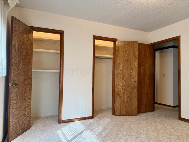 421 S 10th Street, Memphis, TX 79245