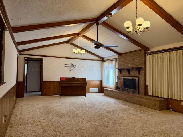 421 S 10th Street, Memphis, TX 79245