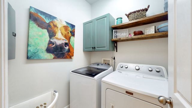 5130 Reagan Dr, Murfreesboro, TN 37129