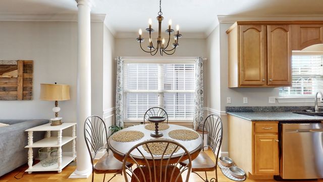 5130 Reagan Dr, Murfreesboro, TN 37129