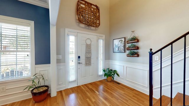 5130 Reagan Dr, Murfreesboro, TN 37129