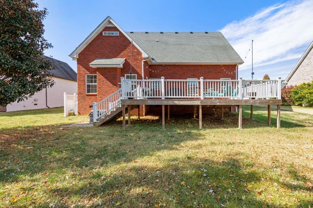 5130 Reagan Dr, Murfreesboro, TN 37129