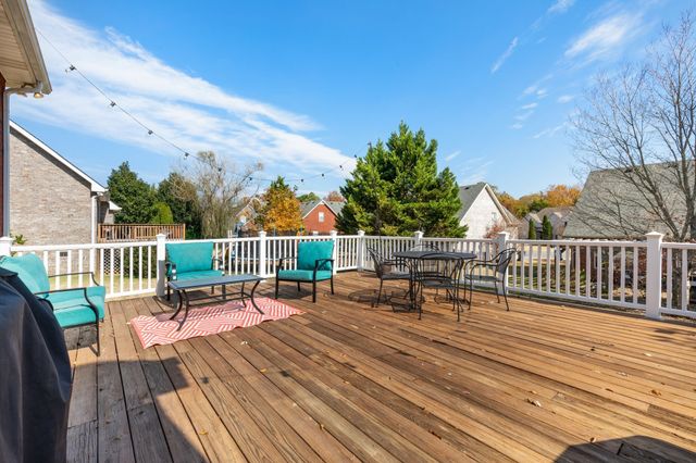 5130 Reagan Dr, Murfreesboro, TN 37129
