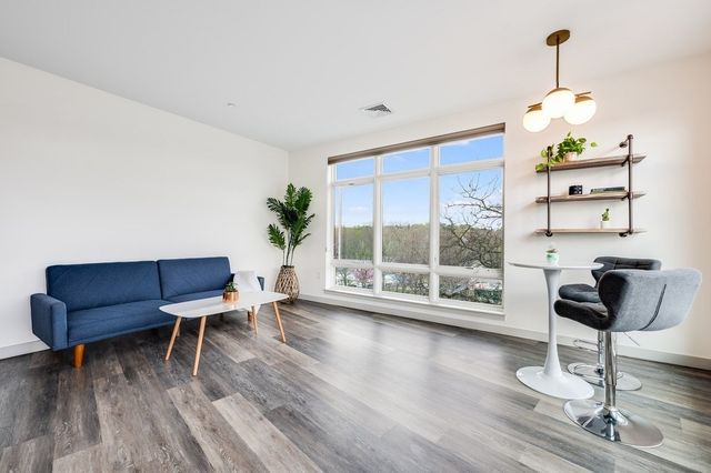 180 Telford 311, Boston, MA 02135