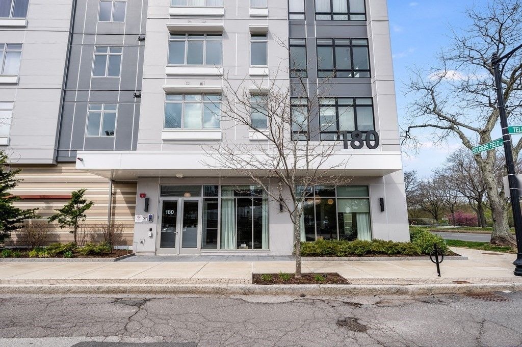 180 Telford 311, Boston, MA 02135
