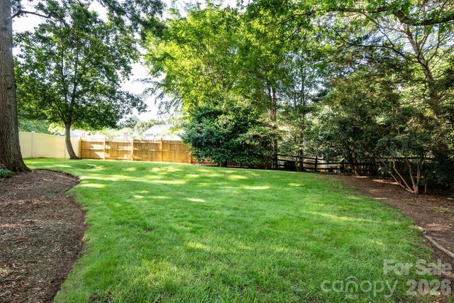 11831 Parks Farm Lane, Charlotte, NC 28277