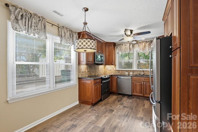 11831 Parks Farm Lane, Charlotte, NC 28277