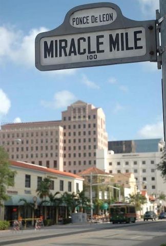 987 SW 37th Avenue 909, Coral Gables, FL 33135