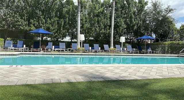 987 SW 37th Avenue 909, Coral Gables, FL 33135