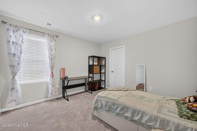 269 Mayflower Drive NW, Calabash, NC 28467