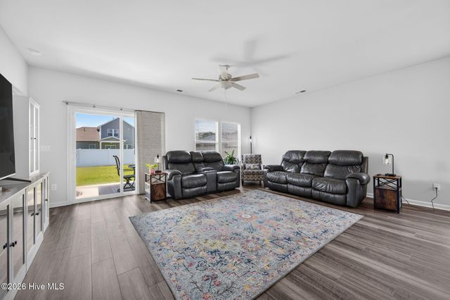269 Mayflower Drive NW, Calabash, NC 28467
