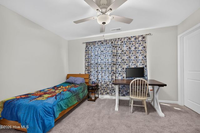 269 Mayflower Drive NW, Calabash, NC 28467