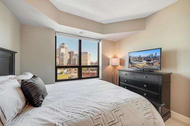 500 E Grant Street 709, Minneapolis, MN 55404