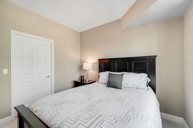 500 E Grant Street 709, Minneapolis, MN 55404