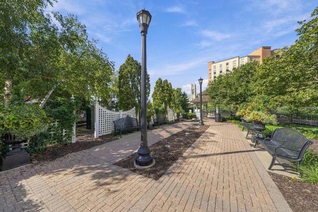500 E Grant Street 709, Minneapolis, MN 55404