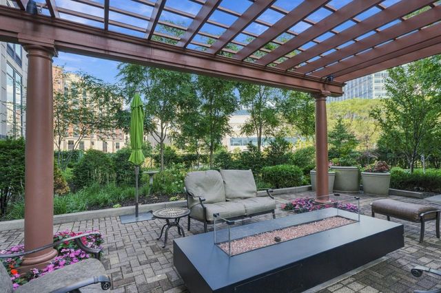 500 E Grant Street 709, Minneapolis, MN 55404