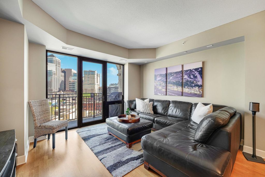 500 E Grant Street 709, Minneapolis, MN 55404 — photo 2