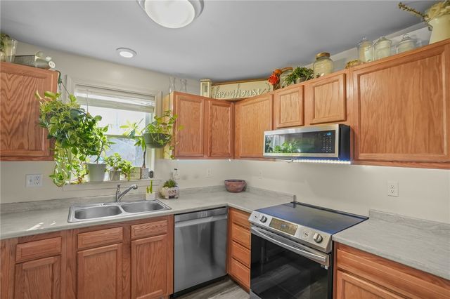 94 Potters Avenue, Providence, RI 02905