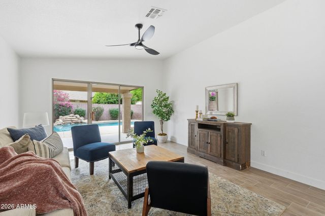 2435 E PATRICK Lane, Phoenix, AZ 85024