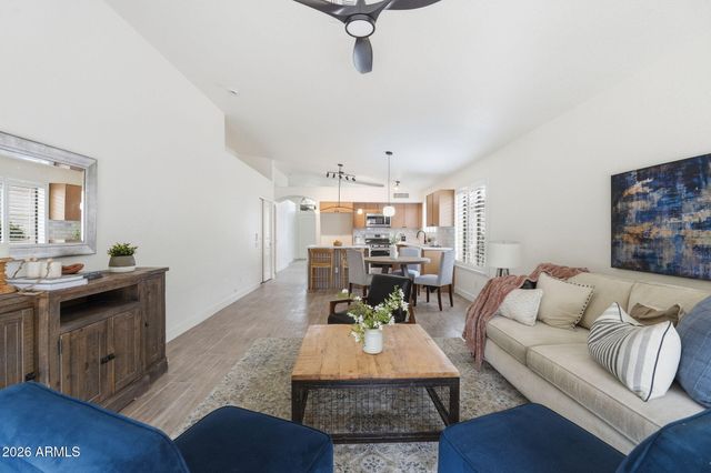 2435 E PATRICK Lane, Phoenix, AZ 85024