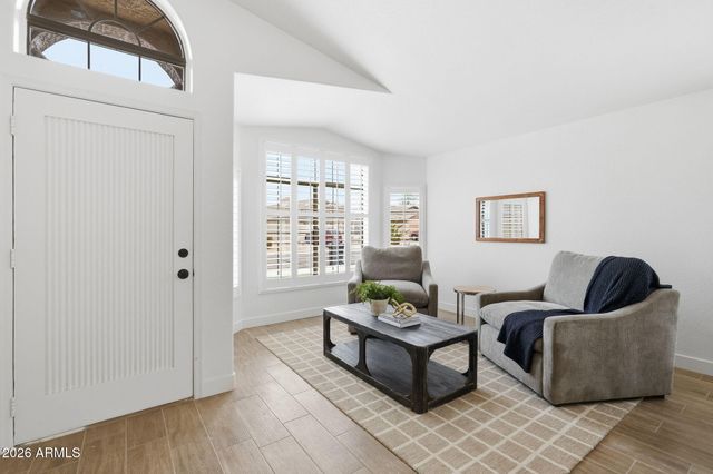 2435 E PATRICK Lane, Phoenix, AZ 85024